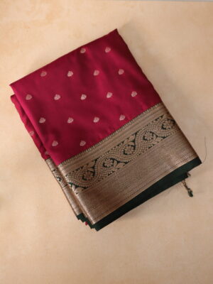 Sirumugai Vairaooshi Pattu Saree - Maroon with Silver Buttis and Gold Border